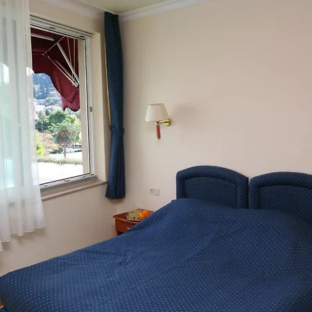 Boutique & Wolff Hotel 4*